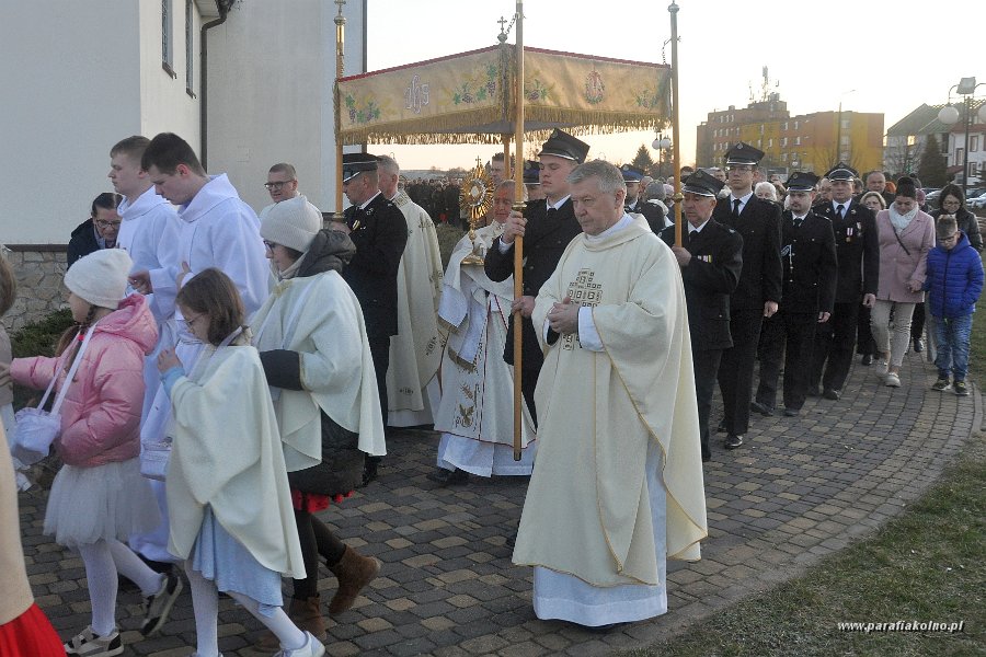 42 Procesja rezurekcyjna.jpg